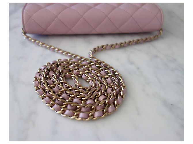 Chanel Wallet on Chain rosa cuero caviar - vista 2