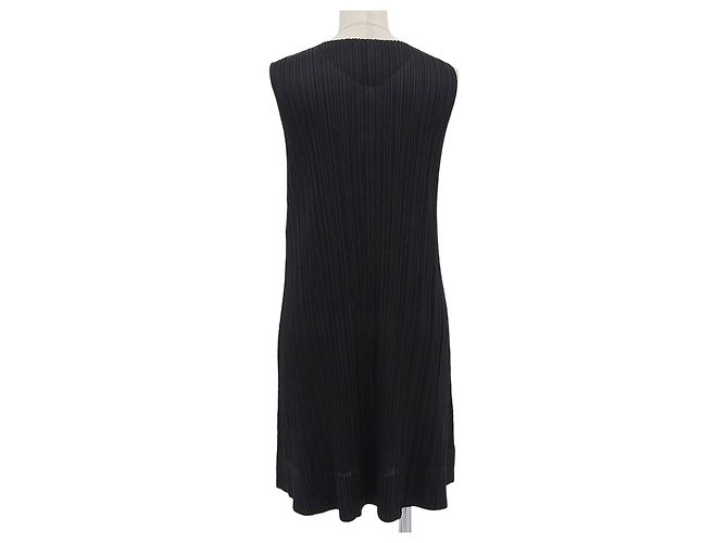 Issey Miyake PLEATS PLEASE Kleid aus Polyester Schwarz - Ansicht 2