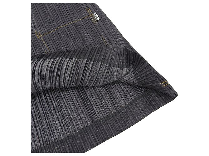 Issey Miyake PLEATS PLEASE Tunika aus Polyester Schwarz - Ansicht 5