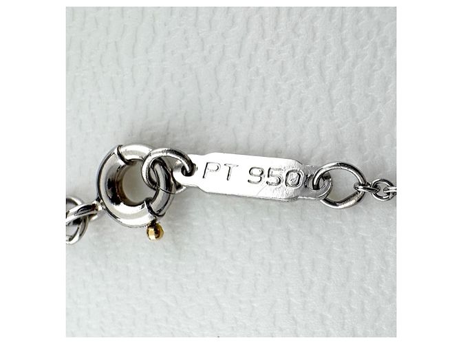 Collar de Cruz de Platino y Diamantes Tiffany & Co. - vista 6