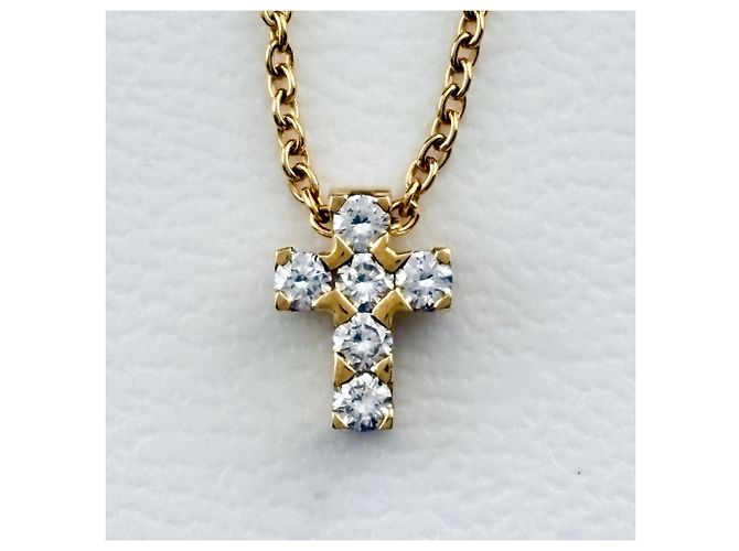 Collana con pendente a croce in oro giallo e diamanti Van Cleef & Arpels - vista 2