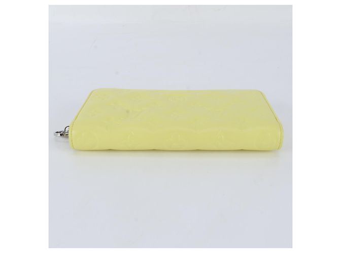 Zippy Cartera larga Louis Vuitton de lambskin Amarillo - vista 4