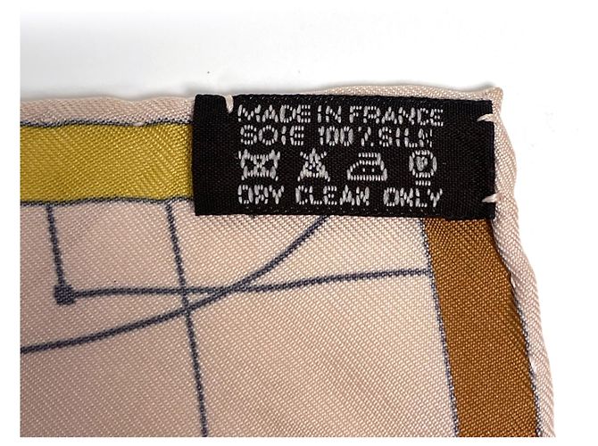 Hermès Foulard Hermes Carre 90 ECHEC AU ROI Marrone Beige - vista 2