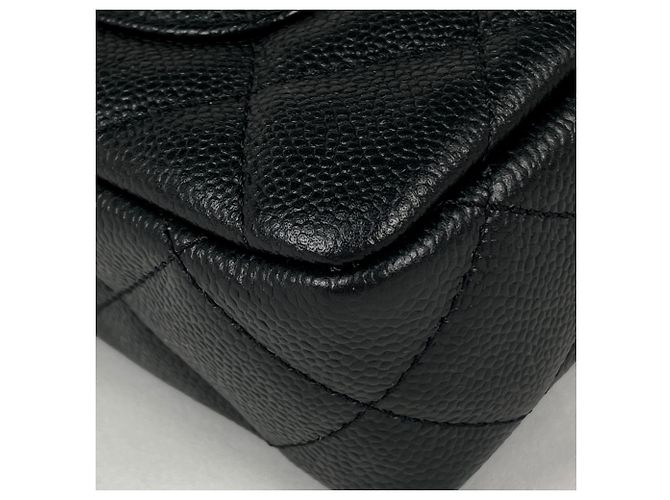 Borsa a tracolla Chanel Matelassé Coco Mark Chain Nero - vista 3