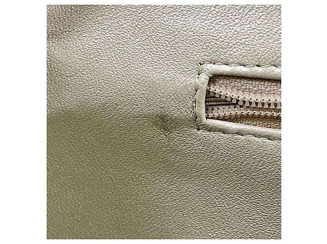 Borsa Tote Chanel Reissue in pelle caviar argento - vista 10