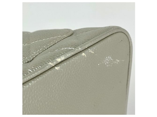 Borsa Tote Chanel Reissue in pelle caviar argento - vista 4