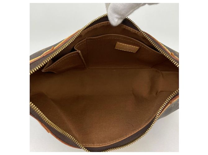 Borsa a tracolla Louis Vuitton Thames PM Marrone - vista 11