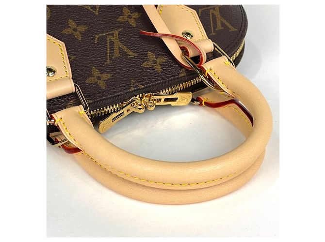 Louis Vuitton Alma BB Schultertasche Braun - Ansicht 4
