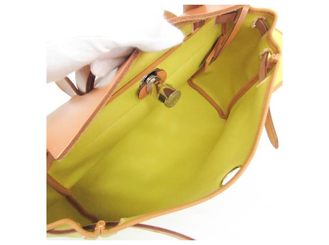 Hermès Borsa Hermes Her Bag Zip PM Beige D'oro - vista 3