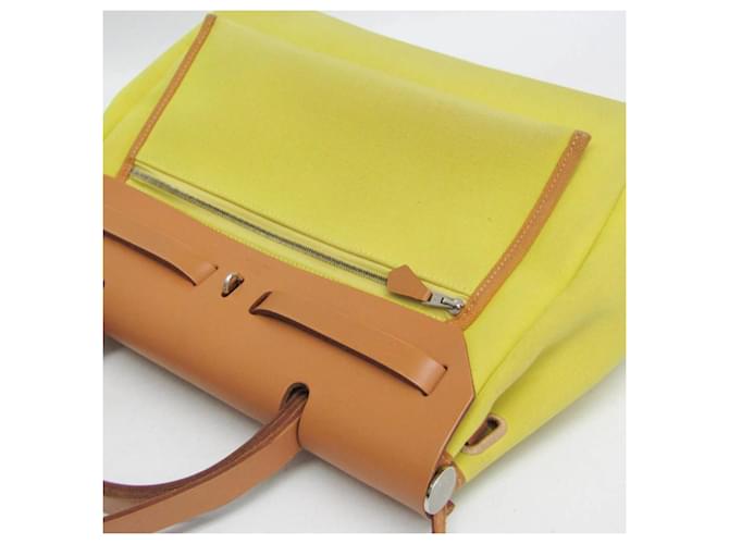 Hermès Borsa Hermes Her Bag Zip PM Beige D'oro - vista 7