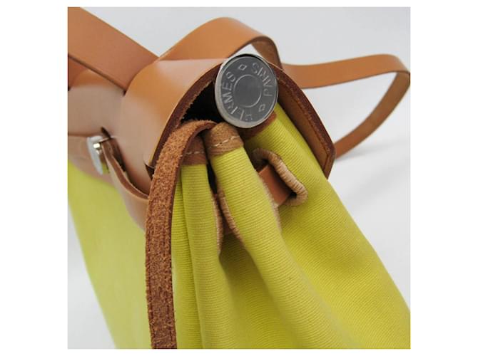 Hermès Borsa Hermes Her Bag Zip PM Beige D'oro - vista 8