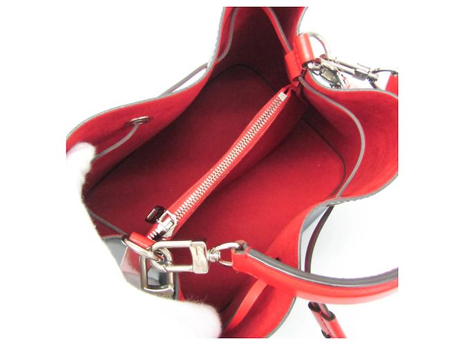 Néonoé Borsa Louis Vuitton Epi Neo Noe Rosso Blu - vista 3