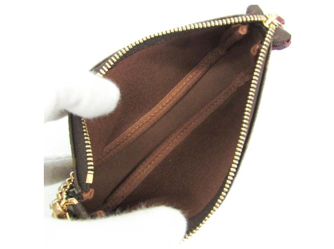 Louis Vuitton Monogram Mini Pochette Accessoires Bordò Monogramma - vista 3