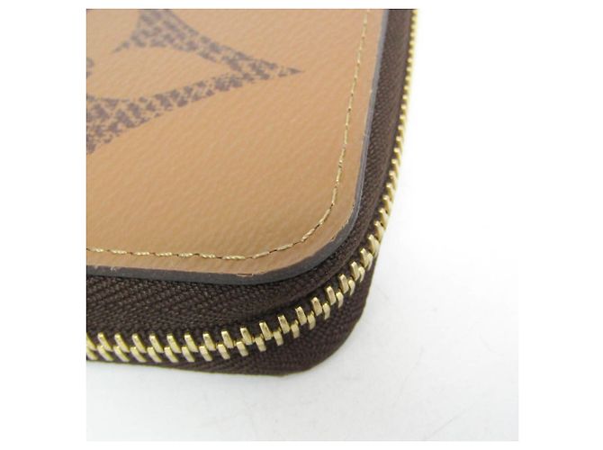 Cartera Zippy Monogram Reverse Louis Vuitton Castaño - vista 10