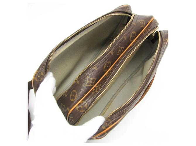 Borsa a tracolla Louis Vuitton Monogram Reporter PM Marrone - vista 3
