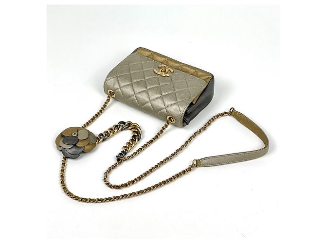 Borsa a tracolla Mini Matelassé Chanel Argento D'oro - vista 7