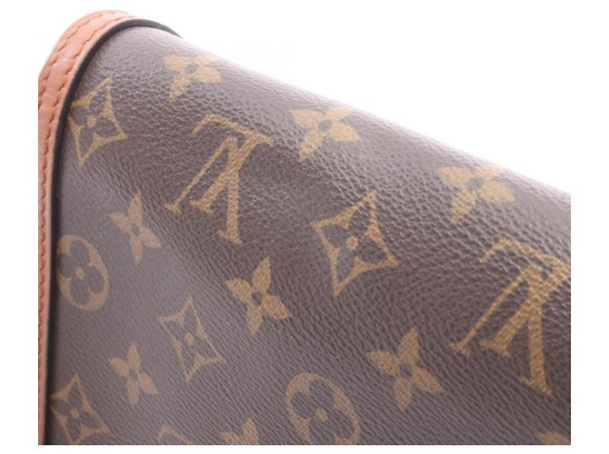 Borsa a tracolla Louis Vuitton Dauphine Mini Monogram Reverse Marrone Beige - vista 8