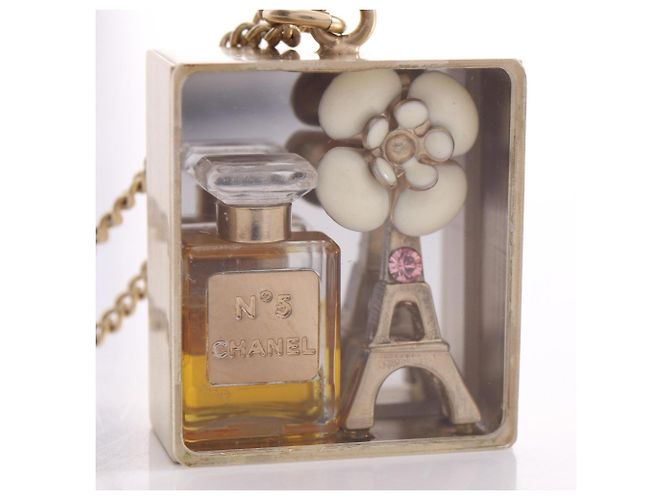 Collana Chanel No. 5 Camélia placcata in oro D'oro - vista 6
