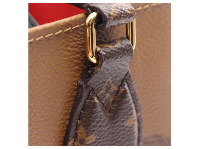 Borsa Tote Louis Vuitton OnTheGo MM Monogram Giant Reverse Marrone Beige - vista 8