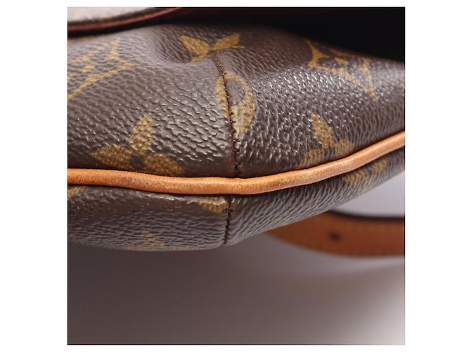 Borsa Louis Vuitton Musette Tango Marrone - vista 8