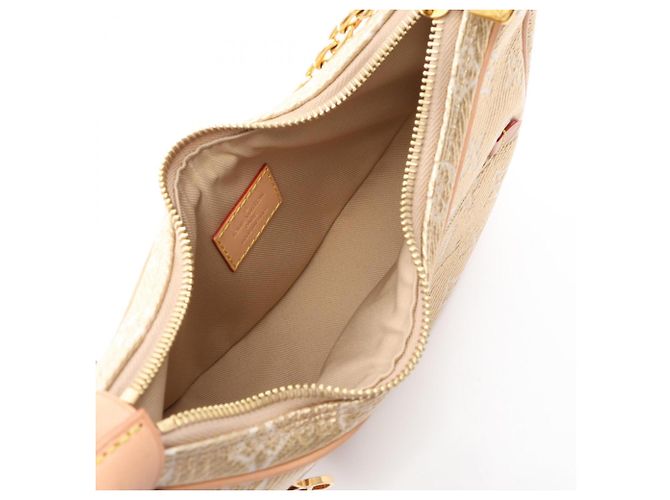 Borsa a tracolla 2 vie Louis Vuitton Loop Monogram in jacquard laminato D'oro - vista 3
