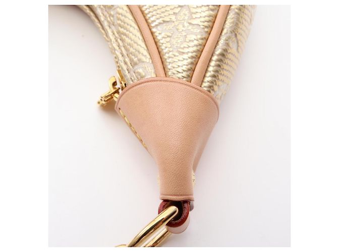 Borsa a tracolla 2 vie Louis Vuitton Loop Monogram in jacquard laminato D'oro - vista 5