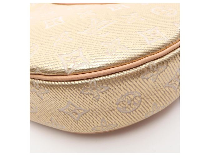 Borsa a tracolla 2 vie Louis Vuitton Loop Monogram in jacquard laminato D'oro - vista 6