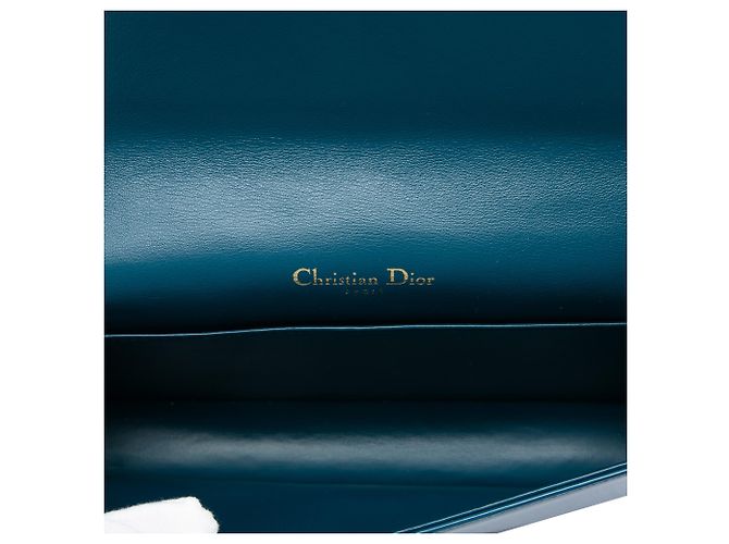 Portafoglio con catena Lady Dior in vernice blu Cannage Dior - vista 4