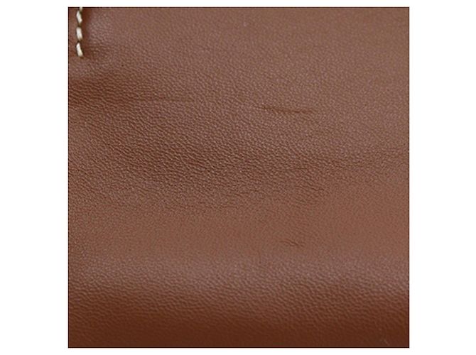 Clutch con tracolla Burberry in vitello marrone - vista 12