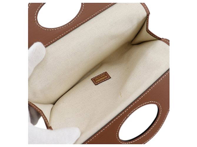 Clutch con tracolla Burberry in vitello marrone - vista 5