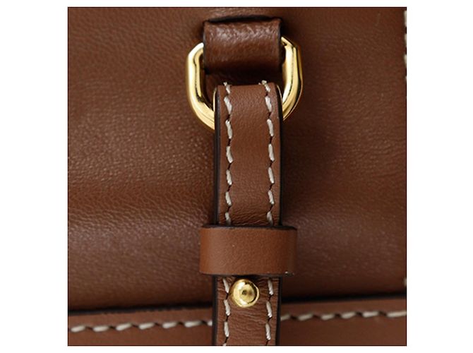 Clutch con tracolla Burberry in vitello marrone - vista 9