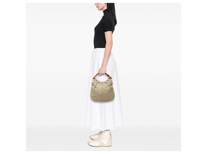 Borsa Hobo Gucci in vitello beige borchiata con Bamboo - vista 8