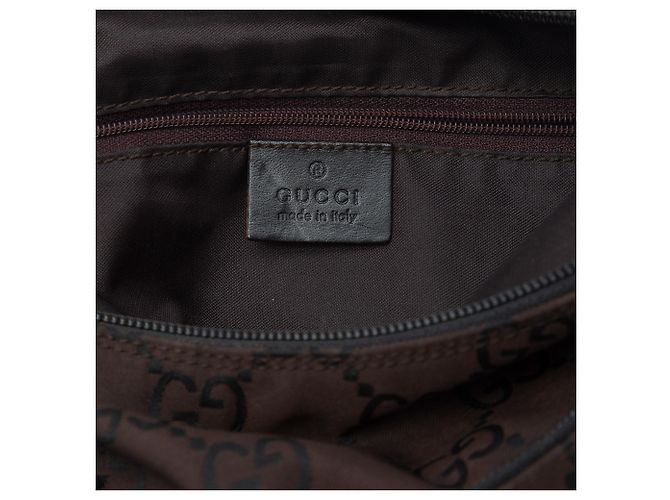 Borsa a tracolla Gucci in nylon GG marrone Marrone scuro - vista 5