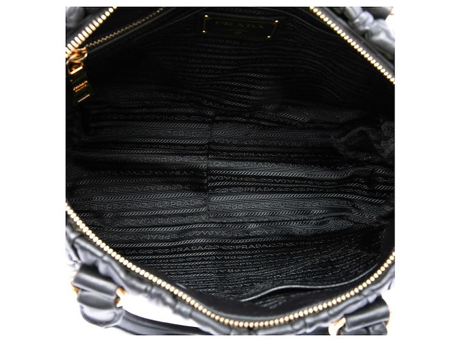 Borsa Satchel Prada in nappa Gaufre nera Nero - vista 4
