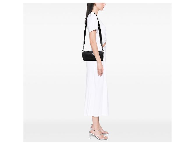 Borsa a tracolla Prada in crochet effetto rafia nera Nero - vista 6
