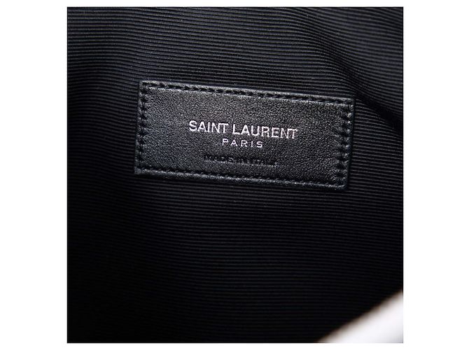 Clutch Saint Laurent in pelle argento con stella - vista 5