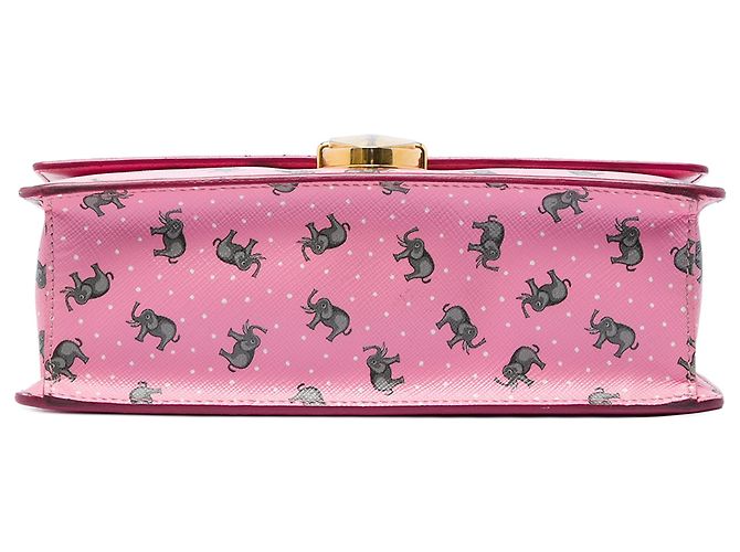 Prada Borsa crossbody Saffiano rosa con stampa elefante e chiusura push lock - vista 3