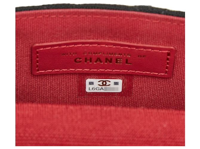 Timeless Borsa a tracolla Chanel Matelassé Coco Mark Mini con catena Nero - vista 12
