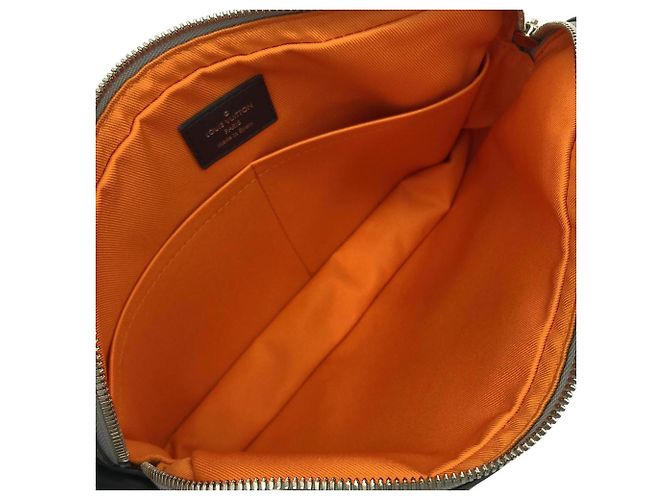 Borsa a Tracolla Louis Vuitton Monogram Satellite Alpha Argento - vista 7