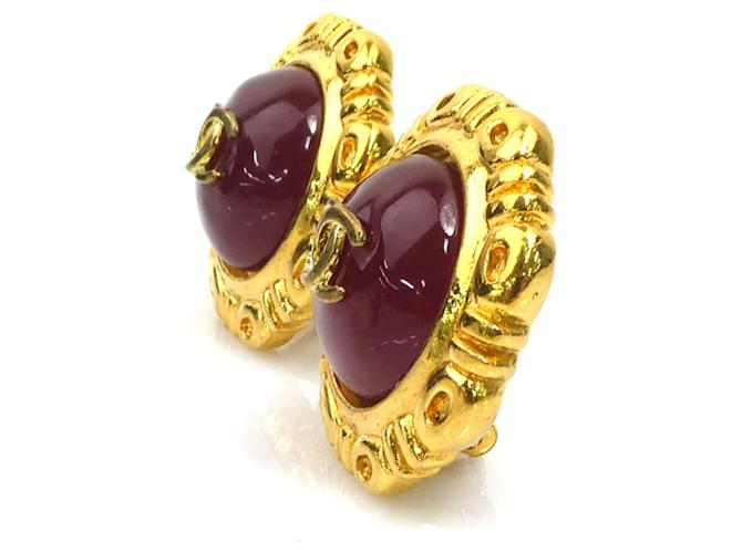 Orecchini a clip Chanel rosso scuro e oro D'oro Bordò - vista 3