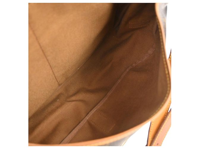 Louis Vuitton Saumur Monogram 35 Marrone - vista 3