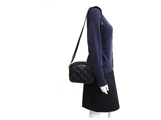 Bolsa de Ombro Small Gucci GG Matelassé Preto - vista 10