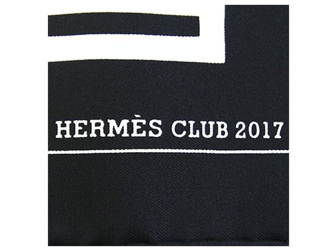 Hermès Hermes Seidentuch mit geometrischem Muster Schwarz Weiß - Ansicht 2