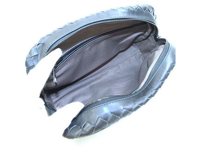 Bottega Veneta Intrecciato Pouch Grigio antracite - vista 3