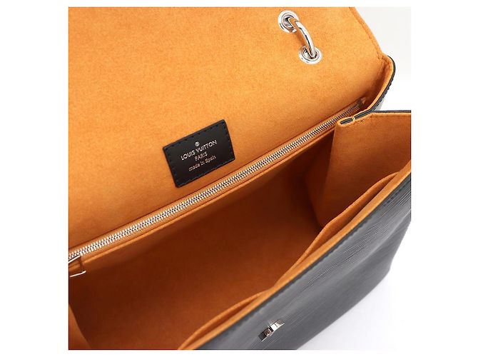 Louis Vuitton Borsa Tote e Borsa a Tracolla Epi Green MM Nero - vista 9