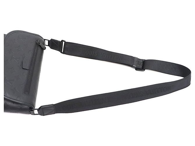 Louis Vuitton Borsa a tracolla Pulse Messenger con stampa a rilievo Monogram Shadow Nero - vista 11
