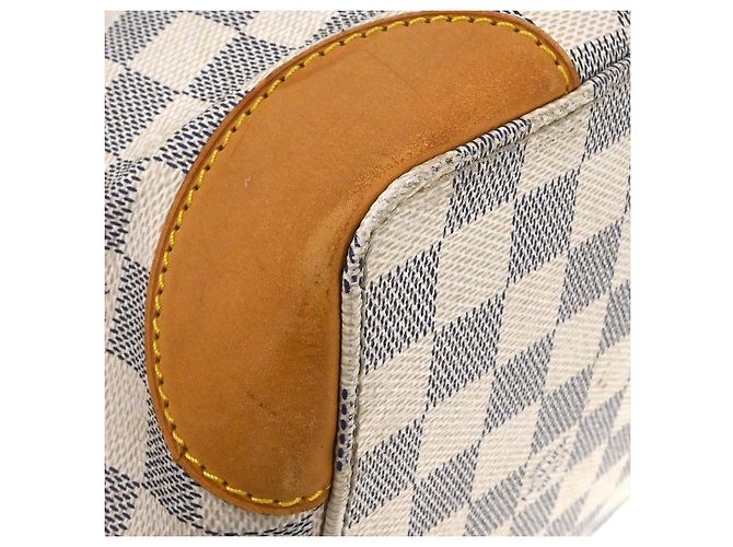 Louis Vuitton Hampstead Damier PM White - view 7