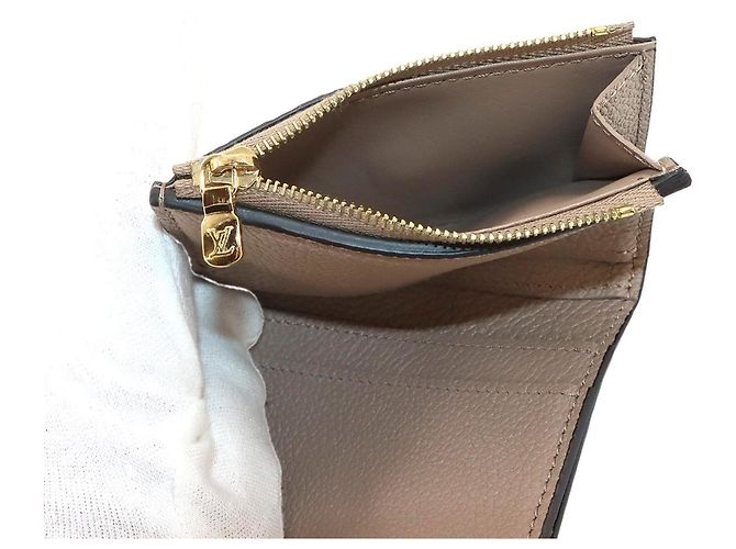 Louis Vuitton Monogram Empreinte Portefeuille Zoe Tri-fold Leather Wallet Grigio - vista 8