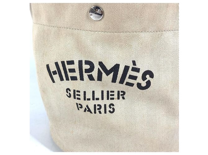 Hermès Sac de Pansage Bucket Bag Beige - vista 4