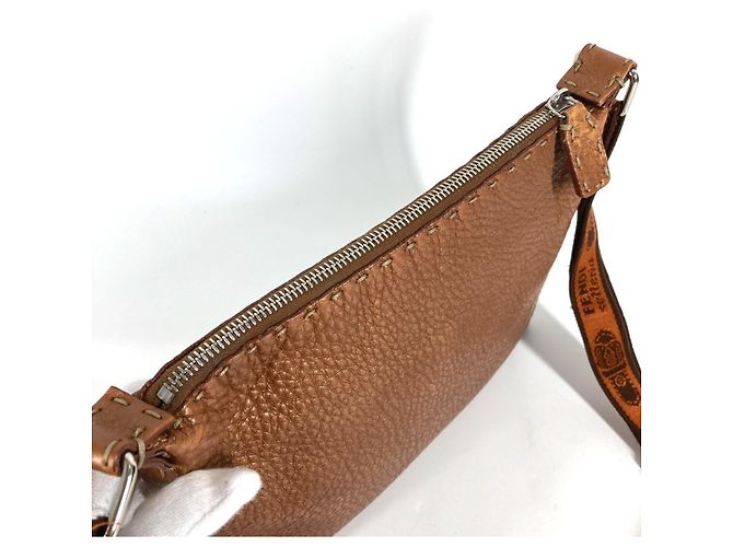 Fendi Selleria Leder-Crossbody-Tasche Braun - Ansicht 10